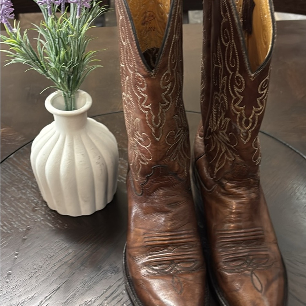 Justin Boots Brown Embroidered Heeled Boots